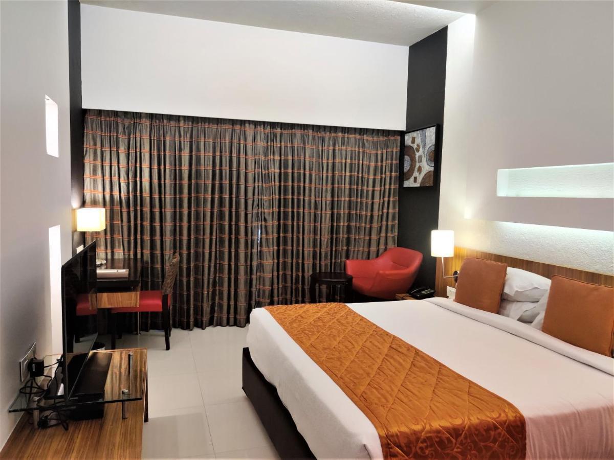 Hotel Satkar Residency Thane Dış mekan fotoğraf