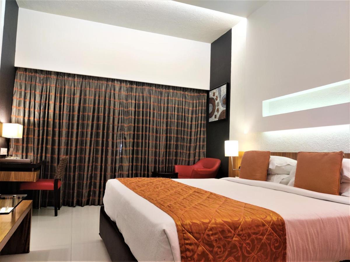 Hotel Satkar Residency Thane Dış mekan fotoğraf